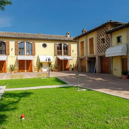La Corte Del Mulino Apart-hotel Fontanellato
